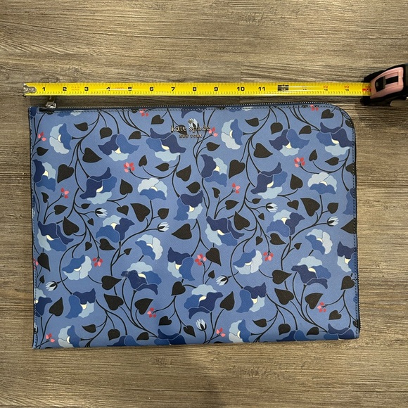 Kate Spade Blue and Black Floral Laptop Case - Picture 5 of 6